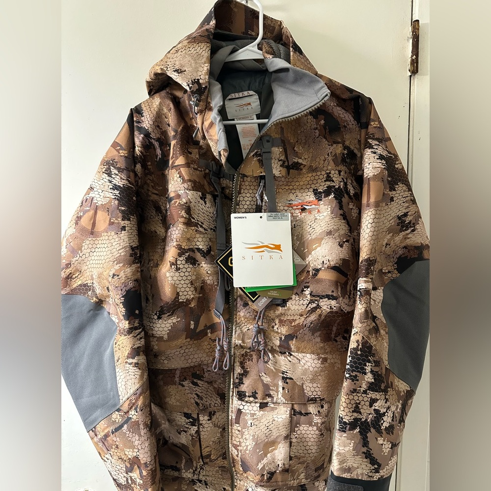 Sitka Women's Hudson Jacket in Optifade Waterfowl Marsh XL